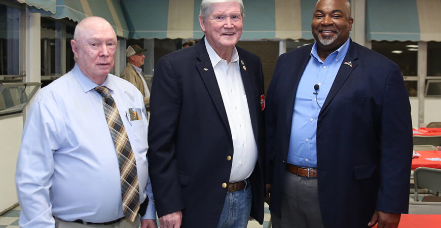 Lt. Gov. Robinson visits Duplin County