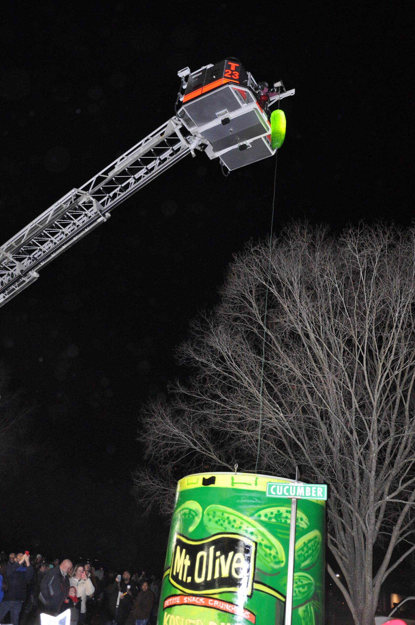 Mt. Olive Pickle Drop makes New Year’s a big dill Duplin Journal