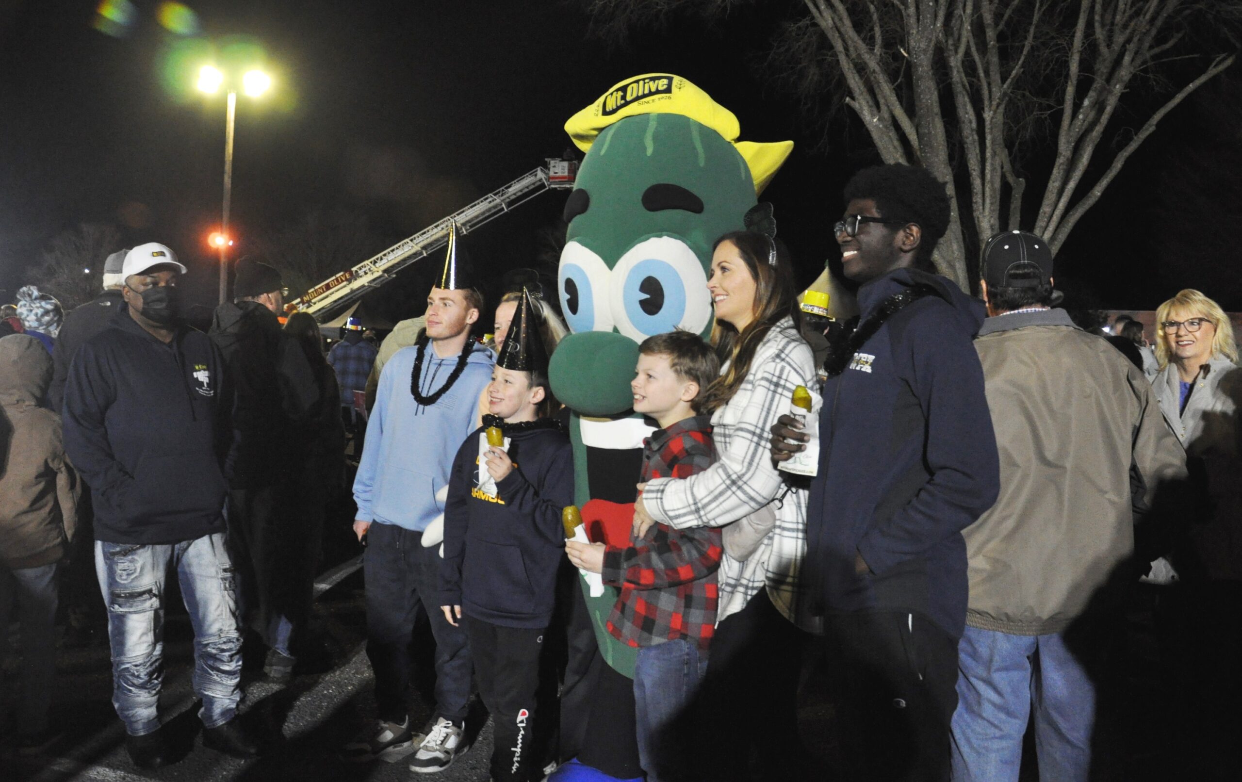 Mt. Olive Pickle Drop makes New Year’s a big dill