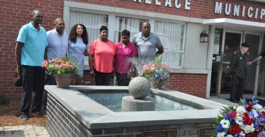 Wallace’s veterans memorial fountain rededicated