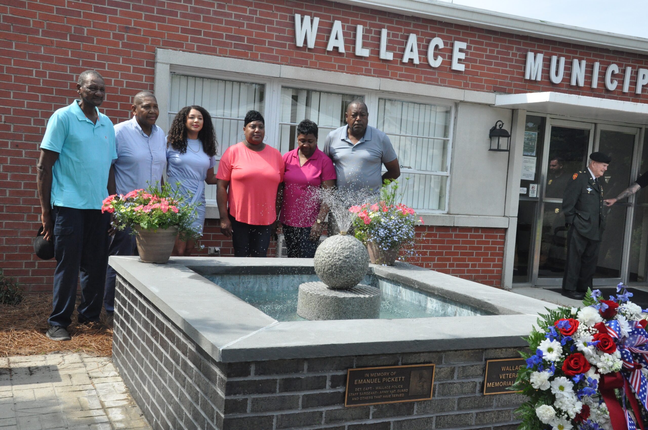 Wallace’s veterans memorial fountain rededicated