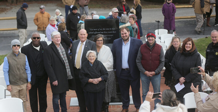 Faison unveils memorial honoring late astronaut William Thornton