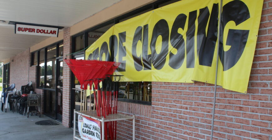 Wallace Super Dollar to close after 25 years