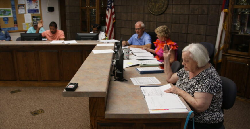 Kenansville weighs golf cart limits amid safety concerns