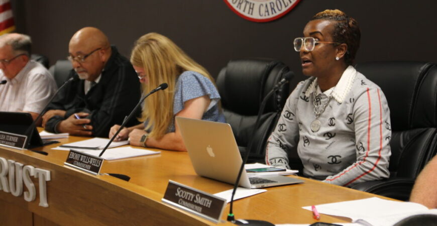 Mayor’s work with Villari sparks ethics concern at Warsaw meeting