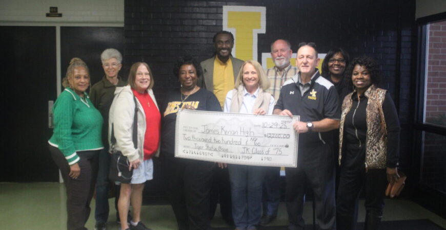 James Kenan Class of ’75 celebrates 50 years, gives back